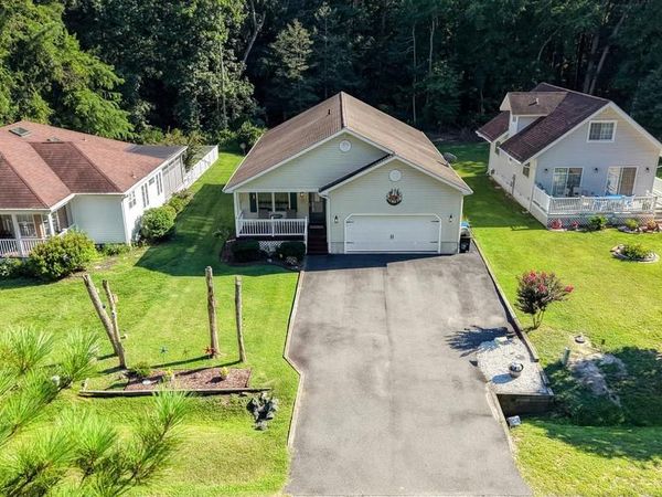 28 QUARTER STAFF PLACE, BERLIN, MD 21811