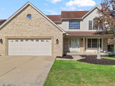 23888 Leighwood Drive, Woodhaven, Mi 48183