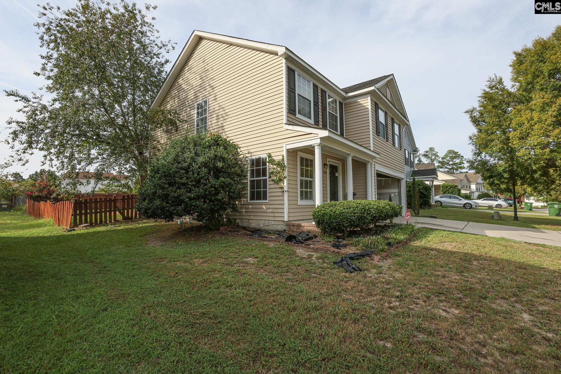 1920 Lake Carolina Drive  Photo 4