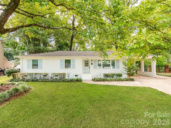3326 Bonneville Drive, Charlotte, NC 28205