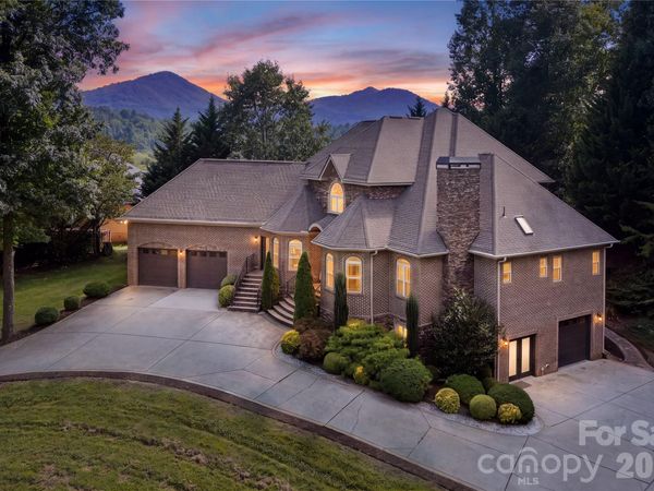 38 Cane Brook Drive, Leicester, NC 28748