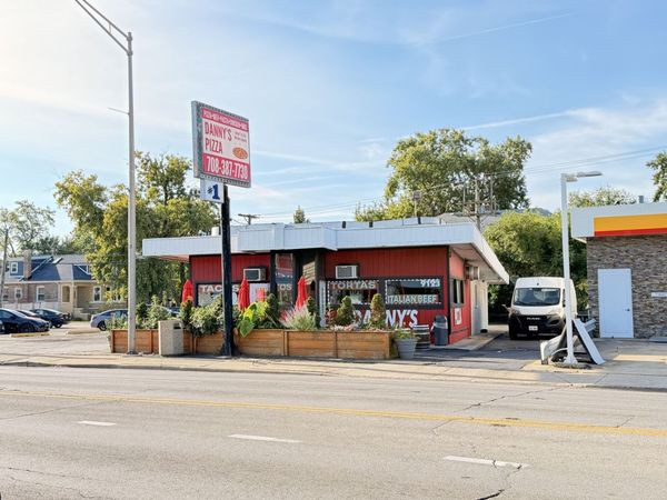 9123 Ogden Avenue, Brookfield, IL 60513