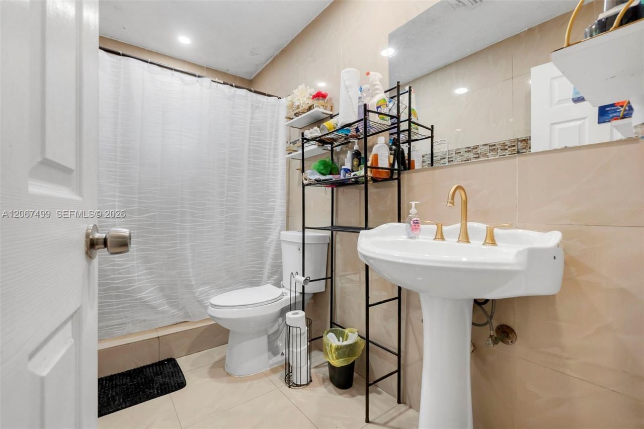 6921 Taylor St, Hollywood, FL 33024 Photo