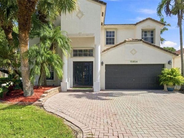 15854 SW 14th Ct , Pembroke Pines, FL 33027