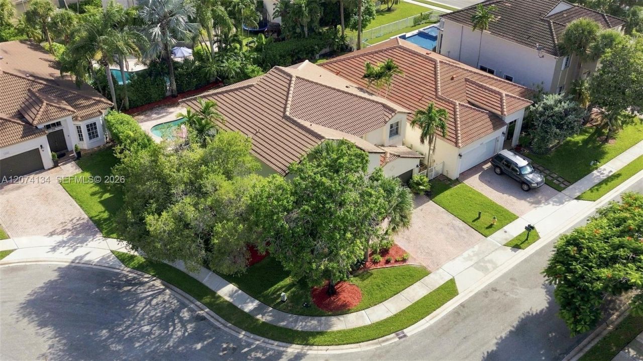 15854 SW 14th Ct , Pembroke Pines, FL 33027 Photo