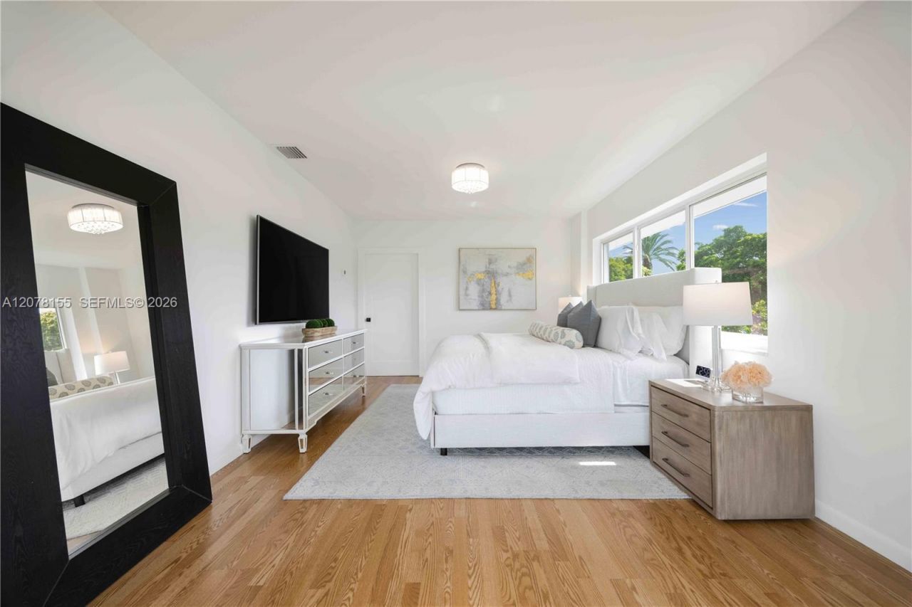 1201 Campo Sano Ave, Coral Gables, FL 33146 Photo