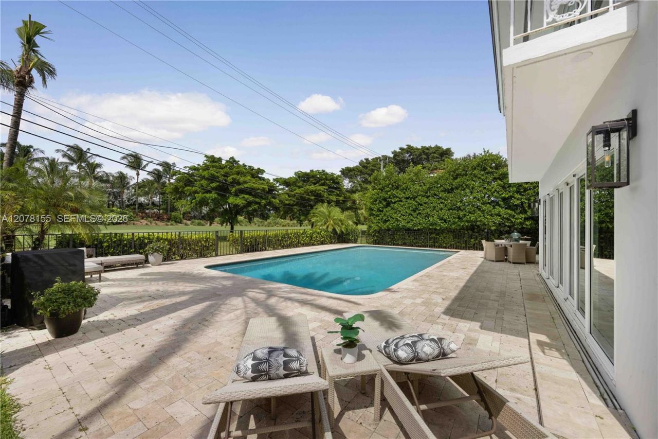 1201 Campo Sano Ave, Coral Gables, FL 33146 Photo