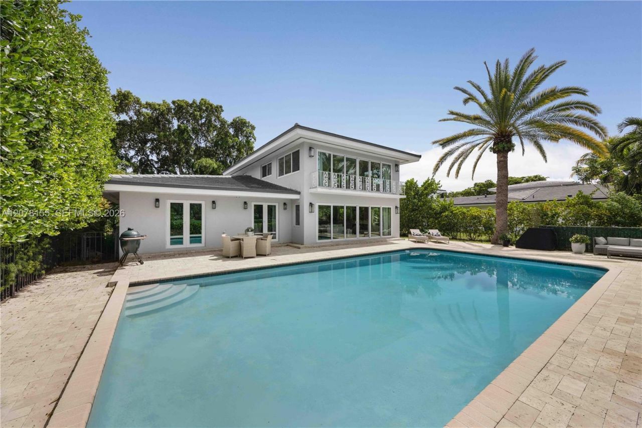 1201 Campo Sano Ave, Coral Gables, FL 33146 Photo