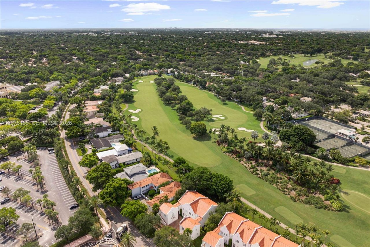1201 Campo Sano Ave, Coral Gables, FL 33146 Photo