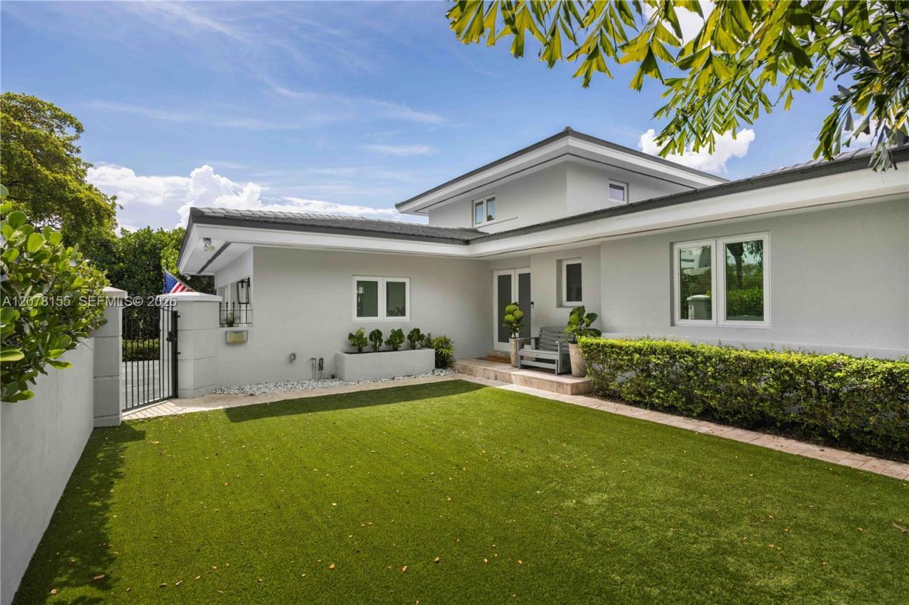 1201 Campo Sano Ave, Coral Gables, FL 33146 Photo