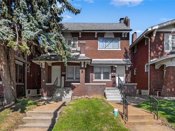 4217 S Grand Boulevard, St Louis, MO 63111