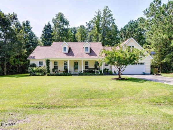 110 Seattle Slew Drive, Havelock, NC 28532