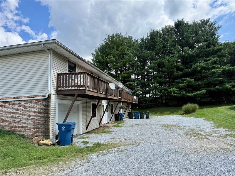 904-908 Skyside Drive, Clinton, OH 44216 Photo 3