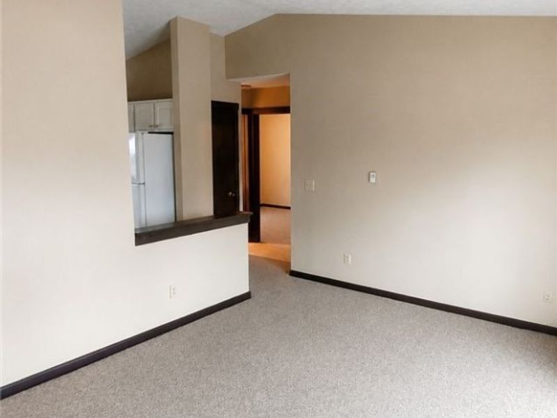 904-908 Skyside Drive, Clinton, OH 44216 Photo 7