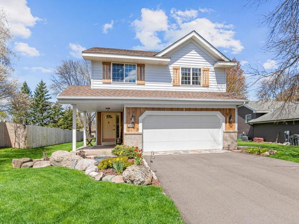 1400 Field Creek Circle , Victoria, MN 55386