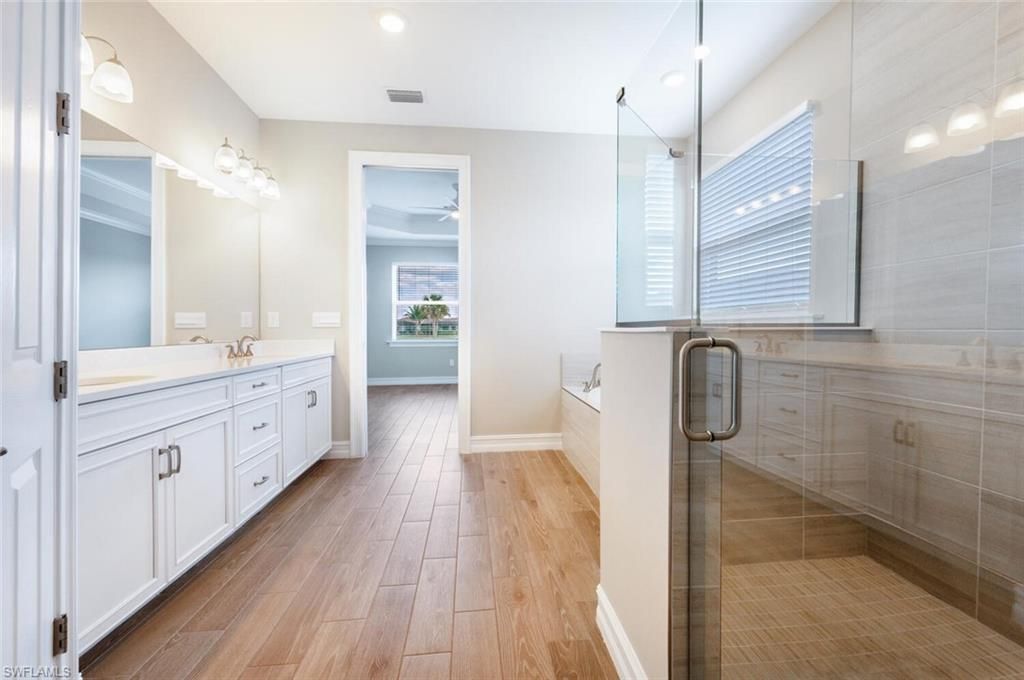 16801 Bay Island Ct, Bonita Springs, FL 34135 Photo