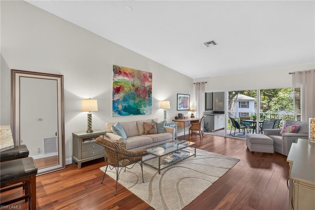 7108 Barrington Cir, Unit 202, Naples, FL 34108 Photo