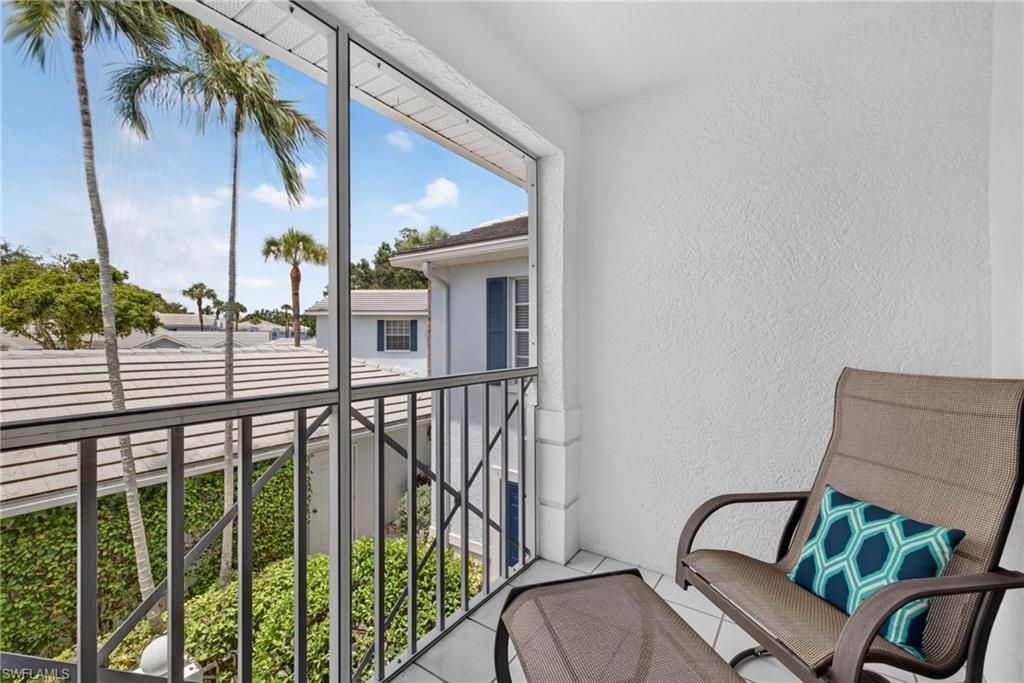 7108 Barrington Cir, Unit 202, Naples, FL 34108 Photo