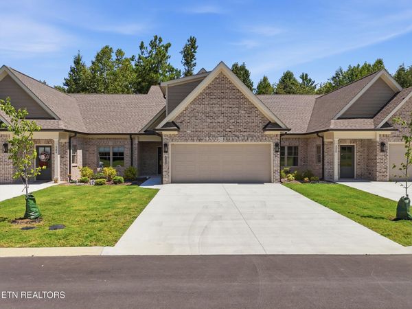 5282 NW Baylor St, Cleveland, TN 37312