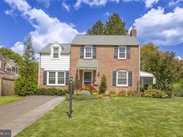 203 LARRIMORE LANE, ERDENHEIM, PA 19038