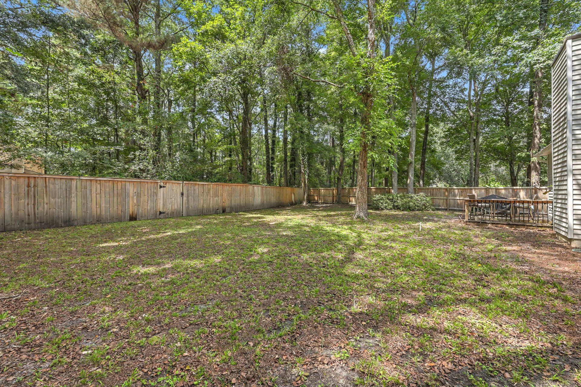 2105 Pinehurst Avenue Photo 30