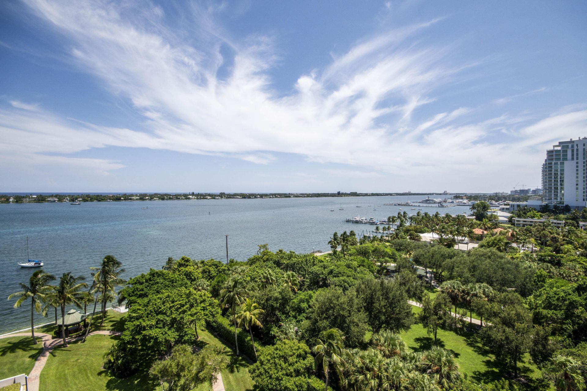 5200 N Flagler Drive, Unit 1106, West Palm Beach, FL 33407 Photo