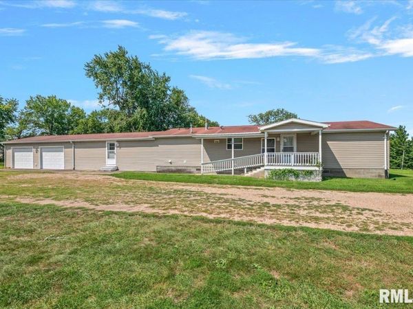425 E NORTH Street, Pittsfield, IL 62363
