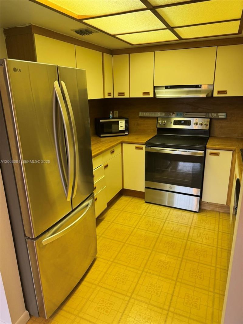 9022 SW 123rd Ct, Unit O406, Miami, FL 33186 Photo