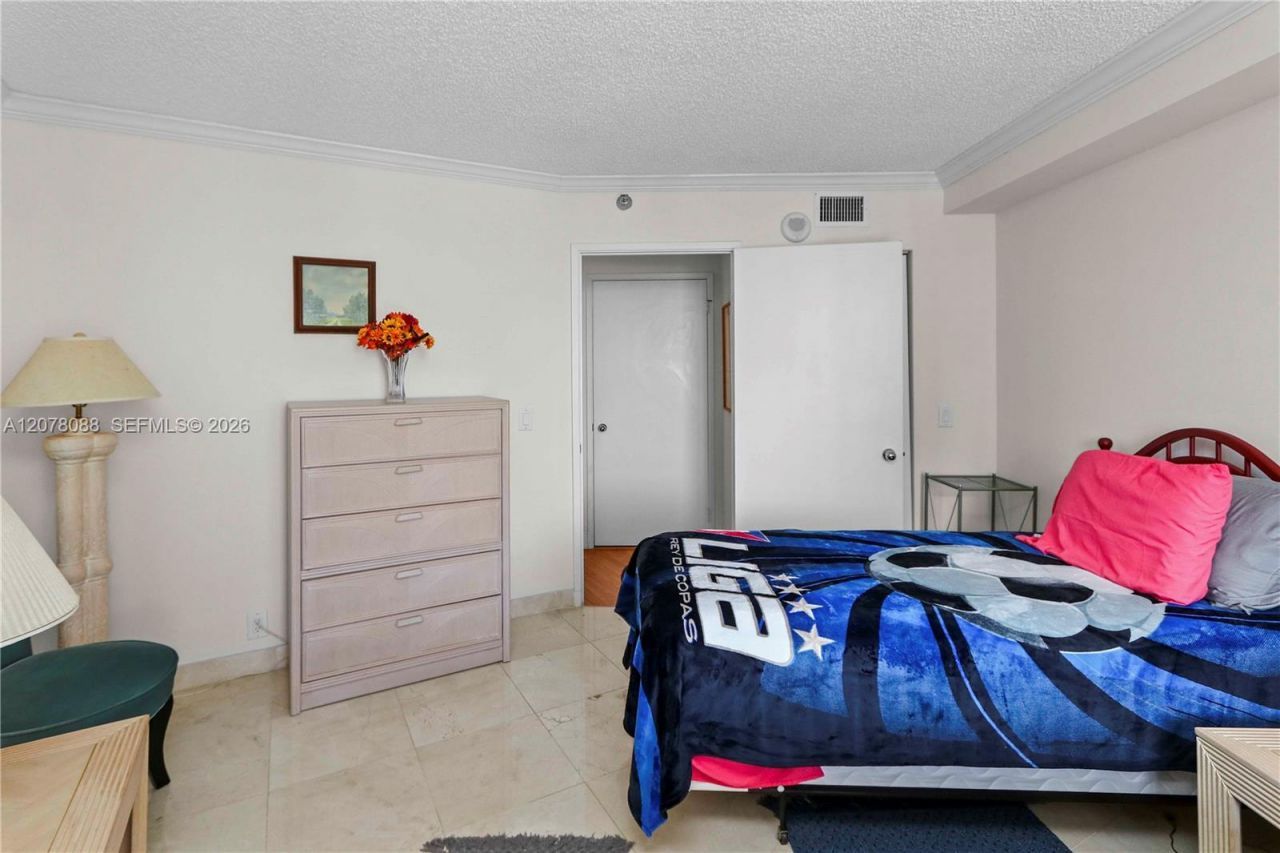 3400 NE 192nd St, Unit 1911, Aventura, FL 33180 Photo