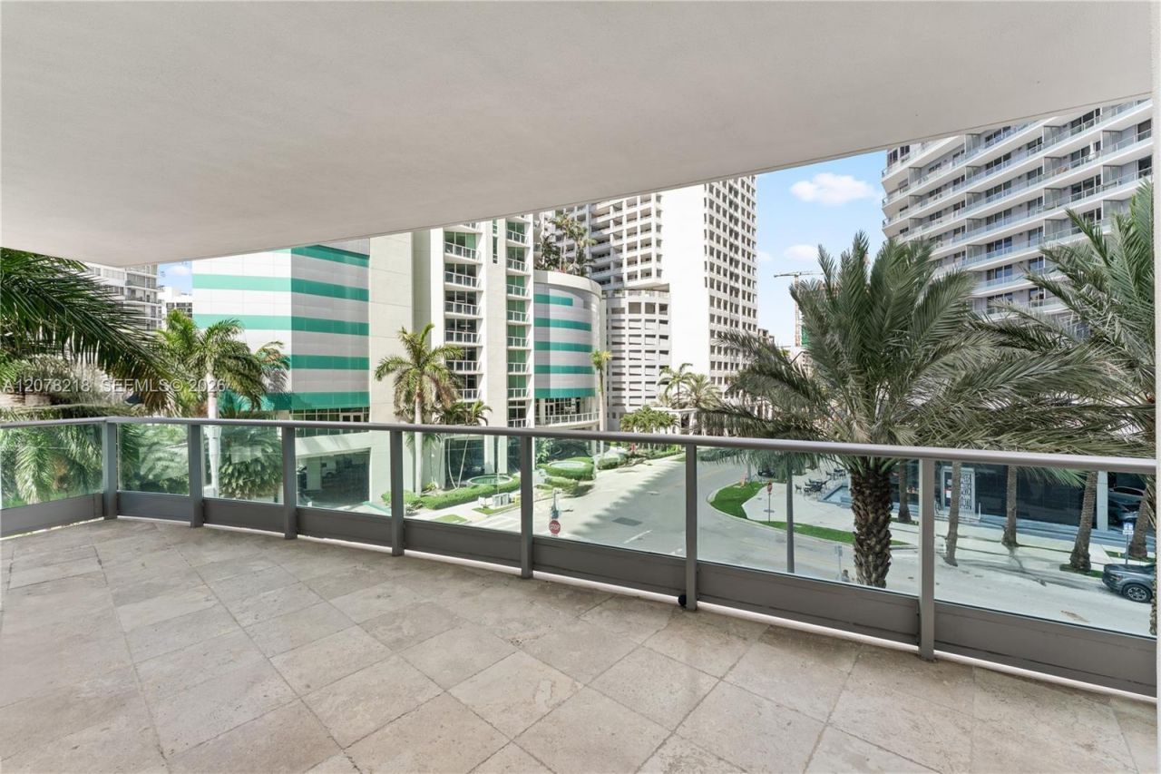 1331 Brickell Bay Dr , Unit 208, Miami, FL 33131 Photo
