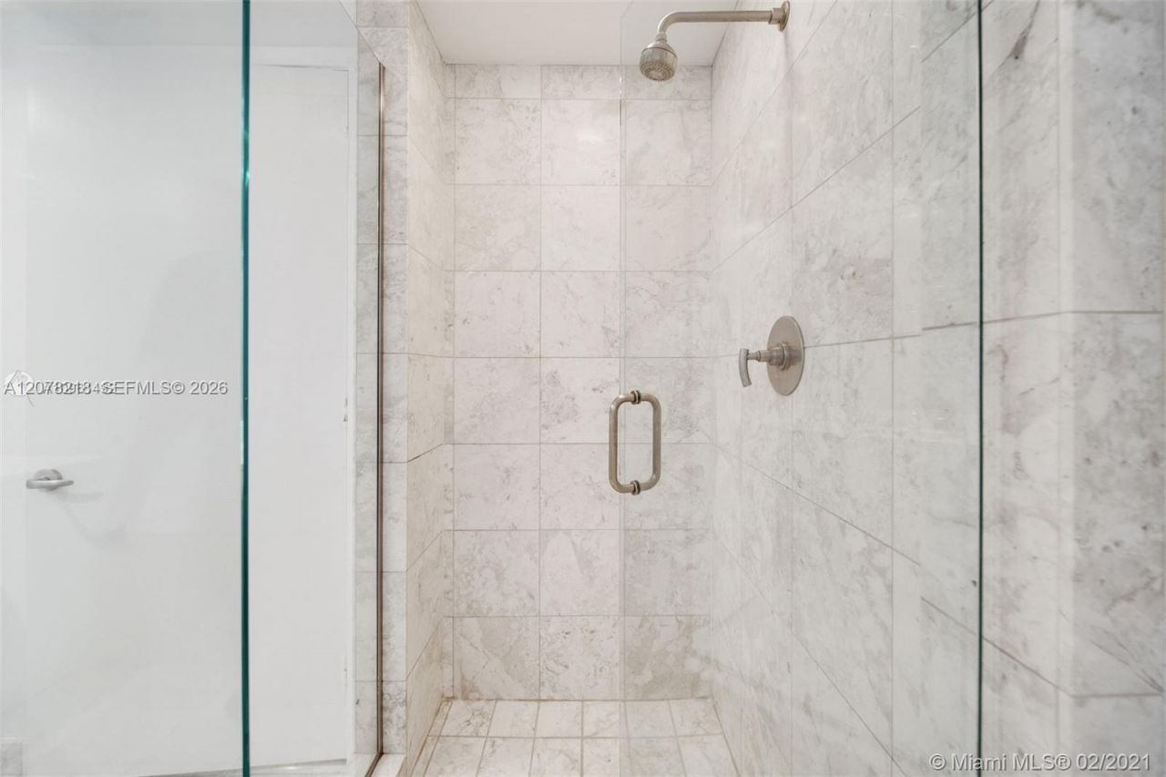 1331 Brickell Bay Dr , Unit 208, Miami, FL 33131 Photo
