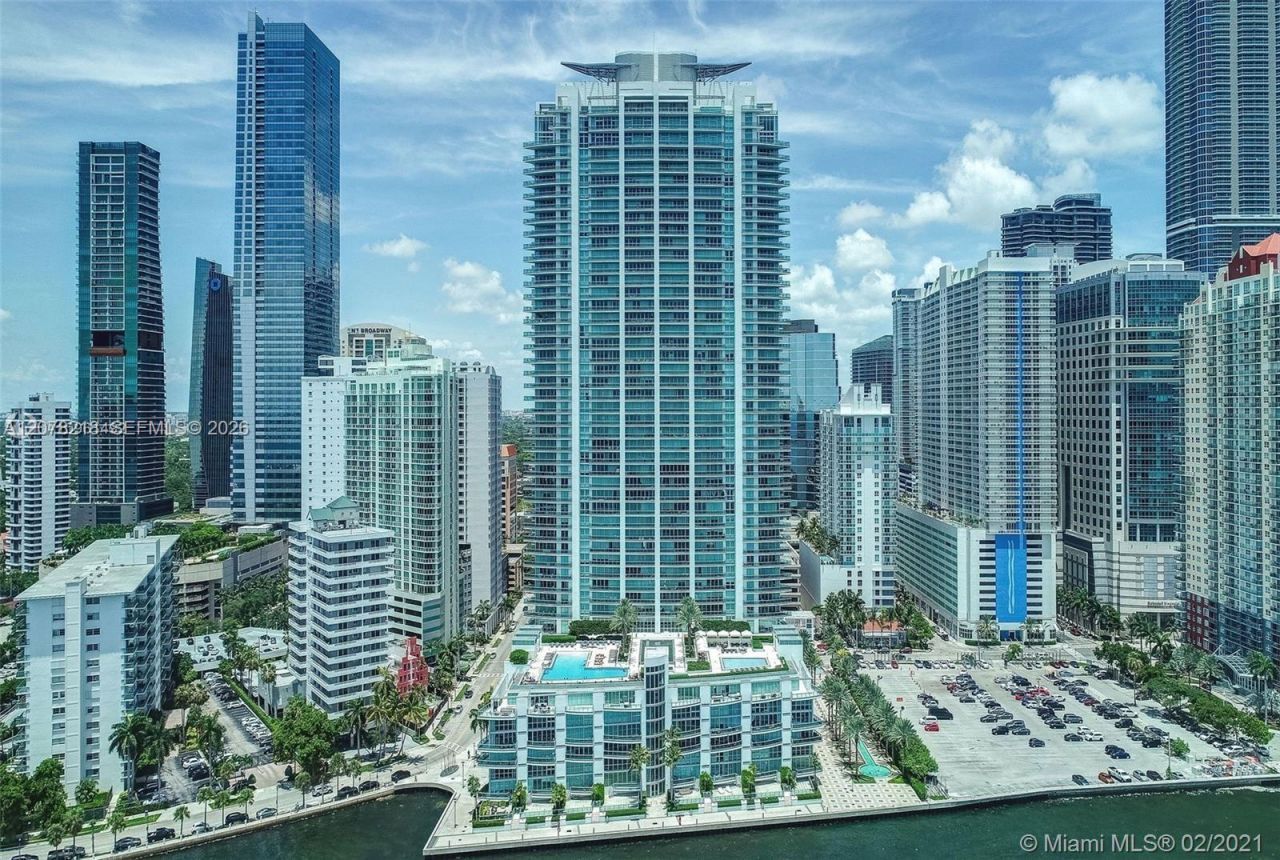 1331 Brickell Bay Dr , Unit 208, Miami, FL 33131 Photo
