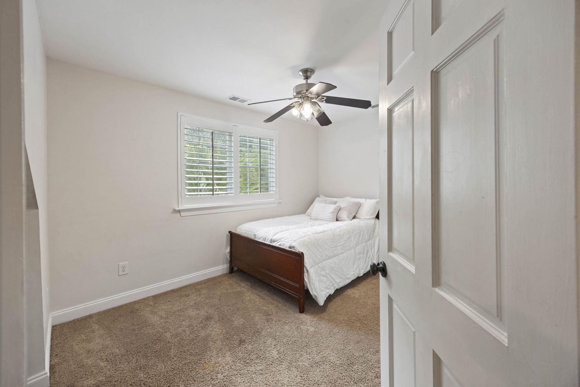 1005 Island Crossing Drive Photo 14