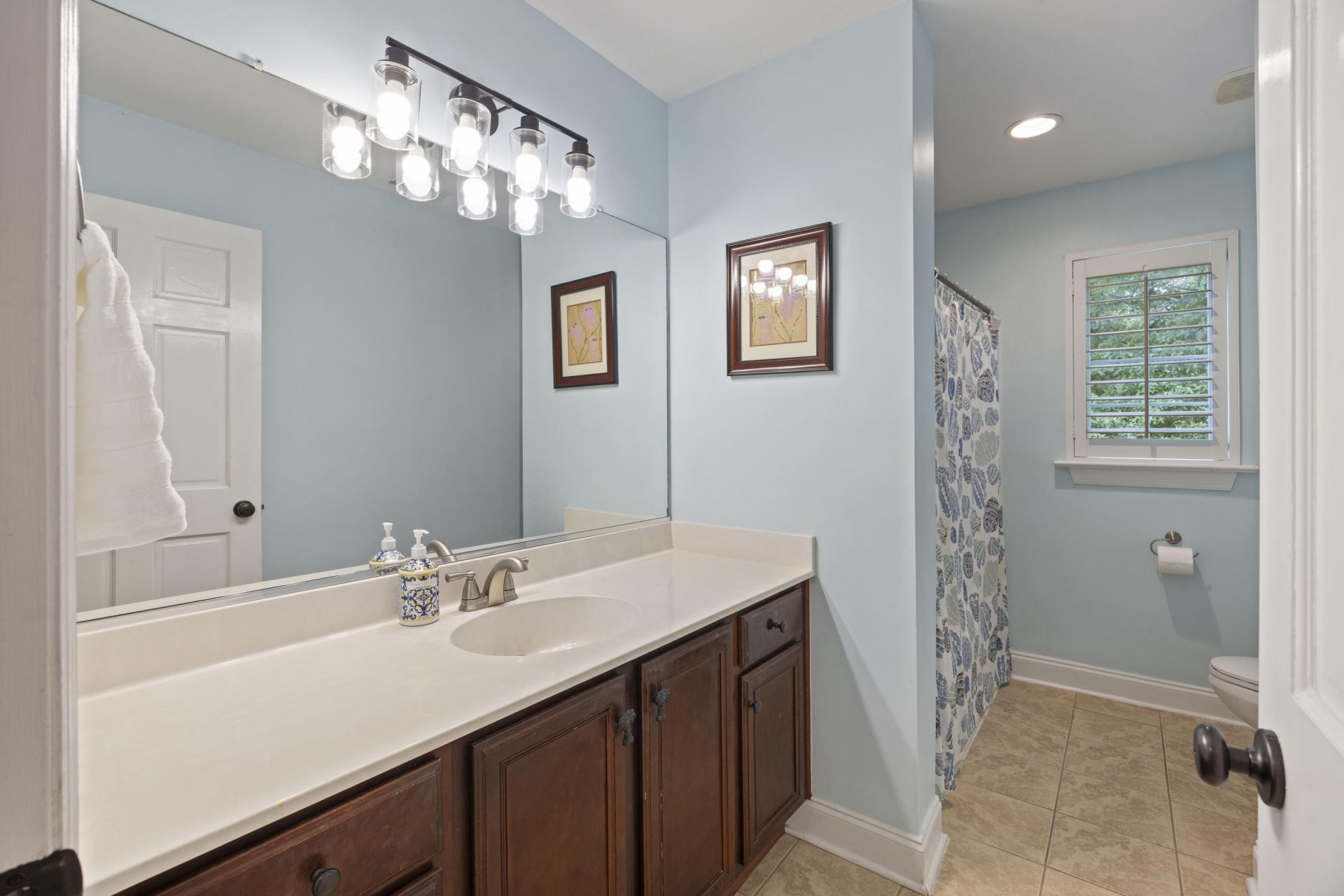 1005 Island Crossing Drive Photo 15