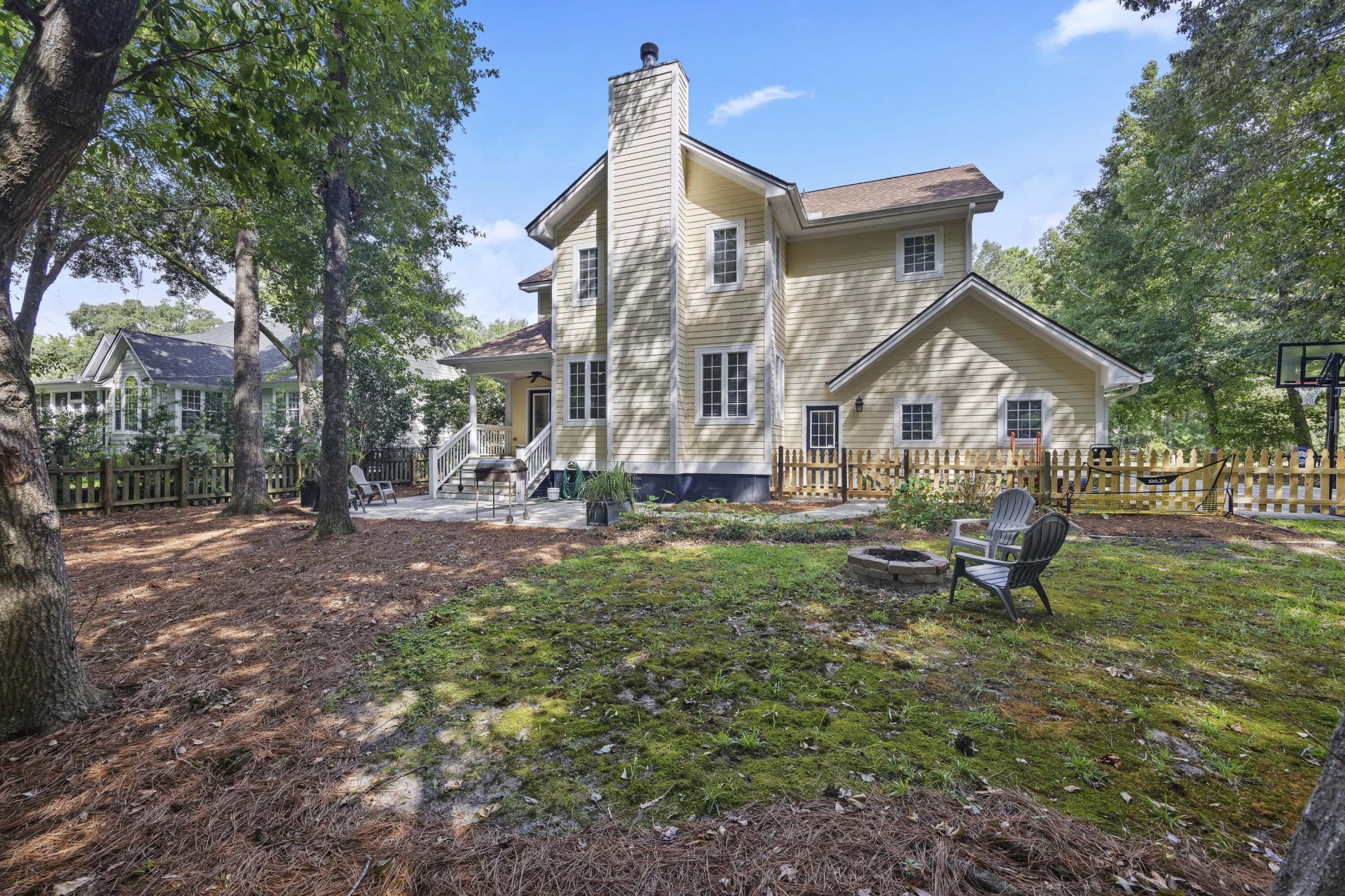 1005 Island Crossing Drive Photo 24