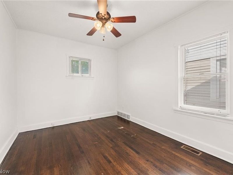12201 Brighton Avenue, Cleveland, OH 44111 Photo 18
