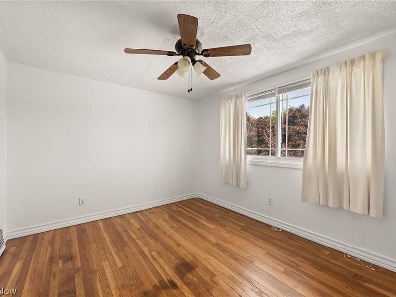 12201 Brighton Avenue, Cleveland, OH 44111 Photo 23