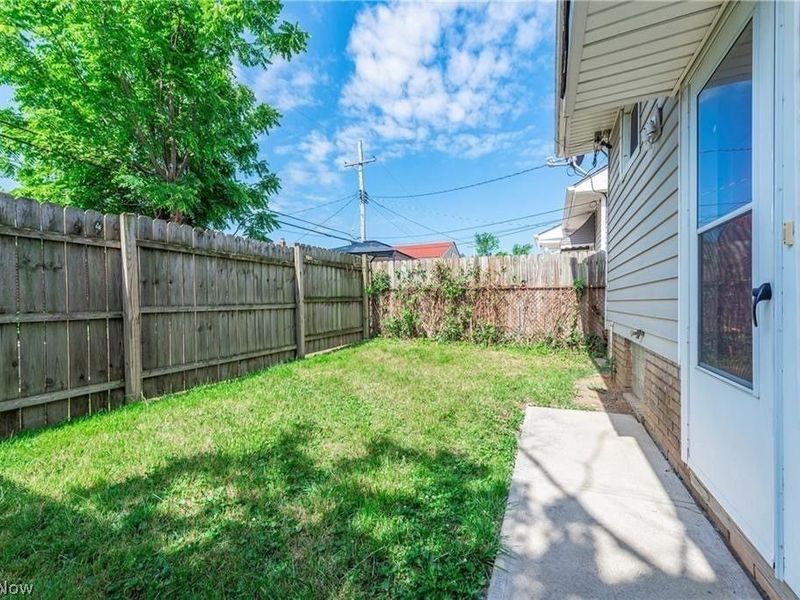 12201 Brighton Avenue, Cleveland, OH 44111 Photo 27