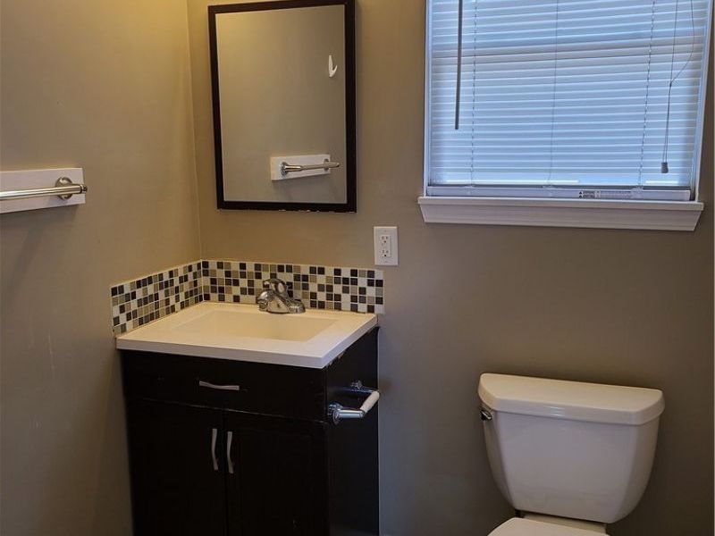 628 Sumner Street, Unit DOWN, Akron, OH 44311 Photo 10