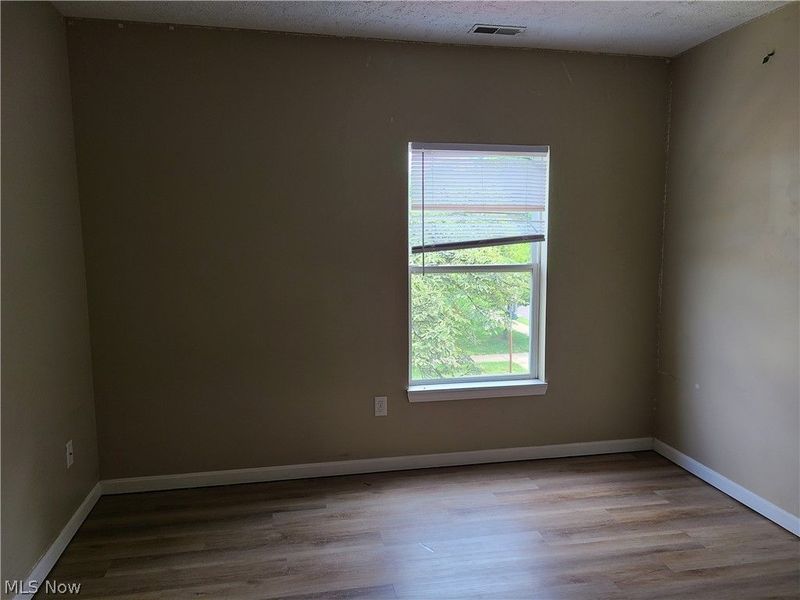 628 Sumner Street, Unit DOWN, Akron, OH 44311 Photo 16