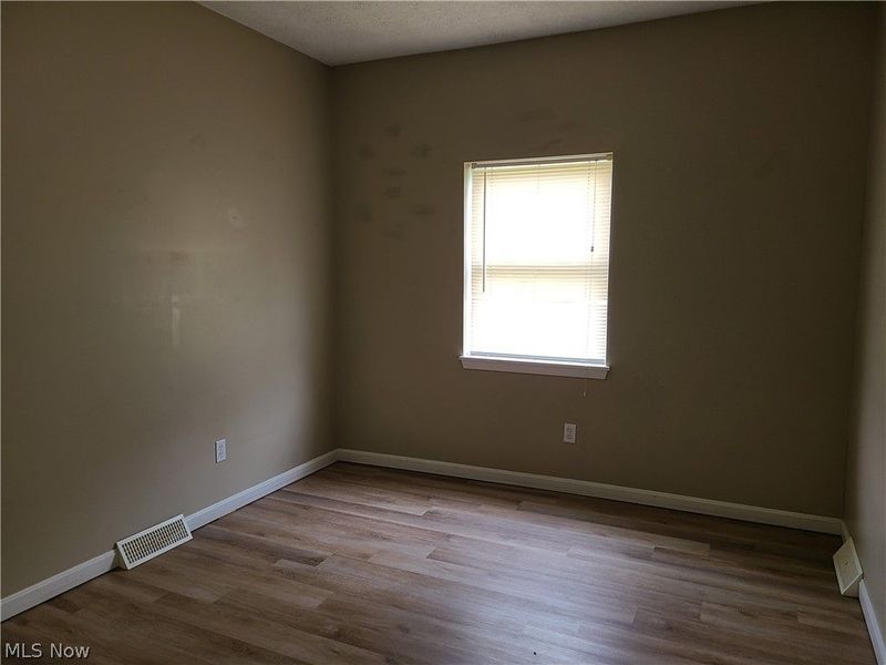 628 Sumner Street, Unit DOWN, Akron, OH 44311 Photo 18