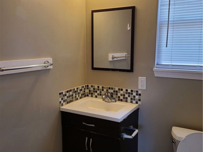 628 Sumner Street, Unit DOWN, Akron, OH 44311 Photo 9