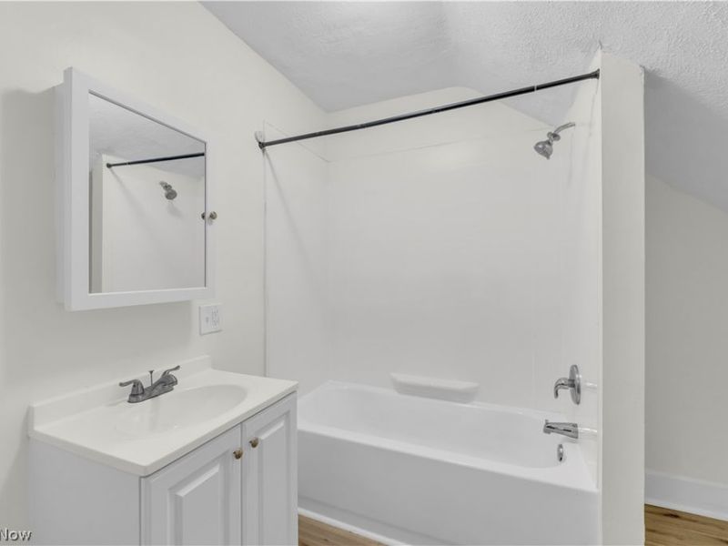 1753 E 30th Street, Unit 2/Back, Lorain, OH 44055 Photo 17