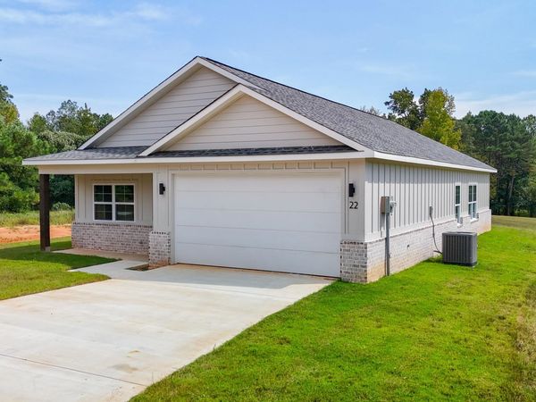 22 DEER PARK LANE LN, Iuka, MS 38852