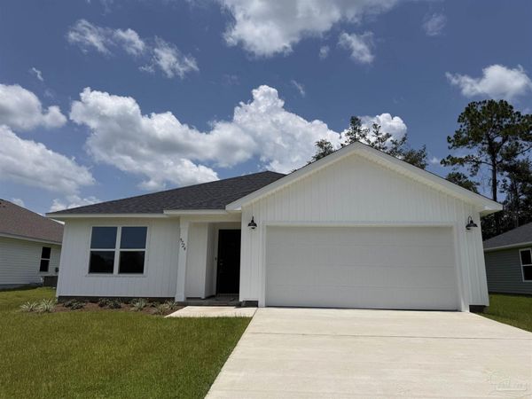 9708 Angel Oak Dr, Pensacola, FL 32526