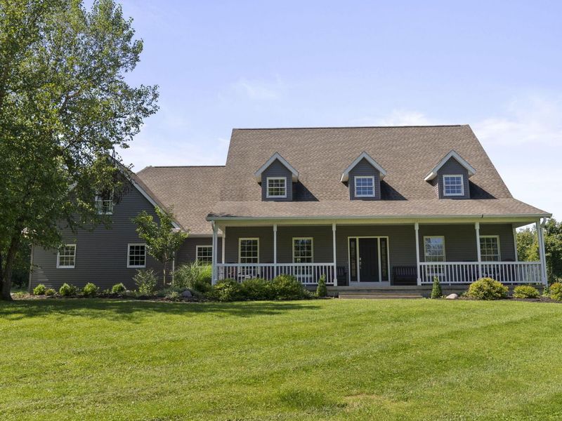 120 Woody Knoll Drive, Thornville, OH 43076 Photo 2