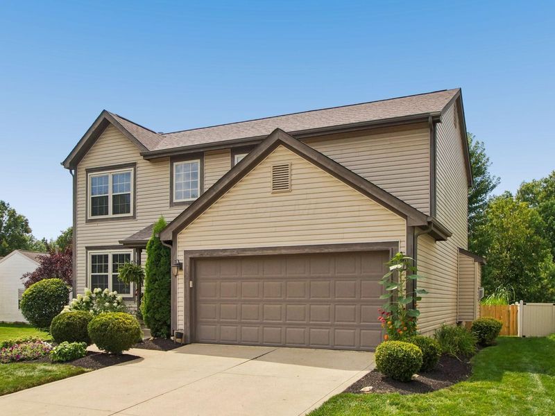 9073 Tabernash Drive, Columbus, OH 43240 Photo 3