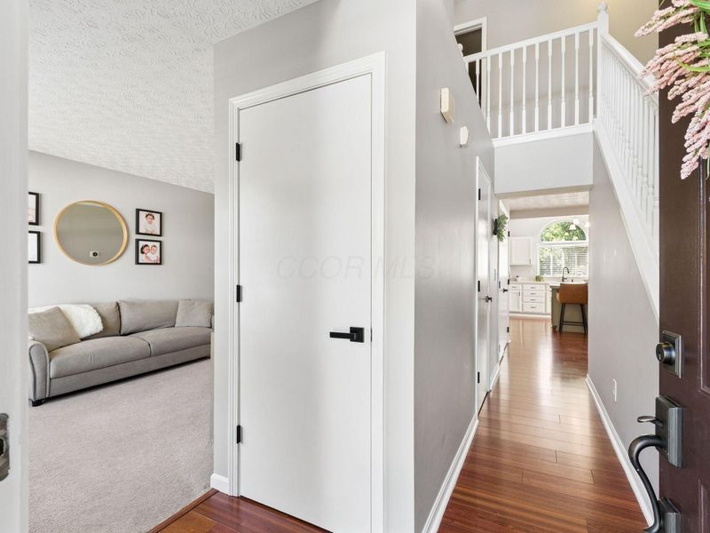 9073 Tabernash Drive, Columbus, OH 43240 Photo 4