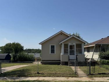 6046 S 39 Street, Omaha, NE 68107
