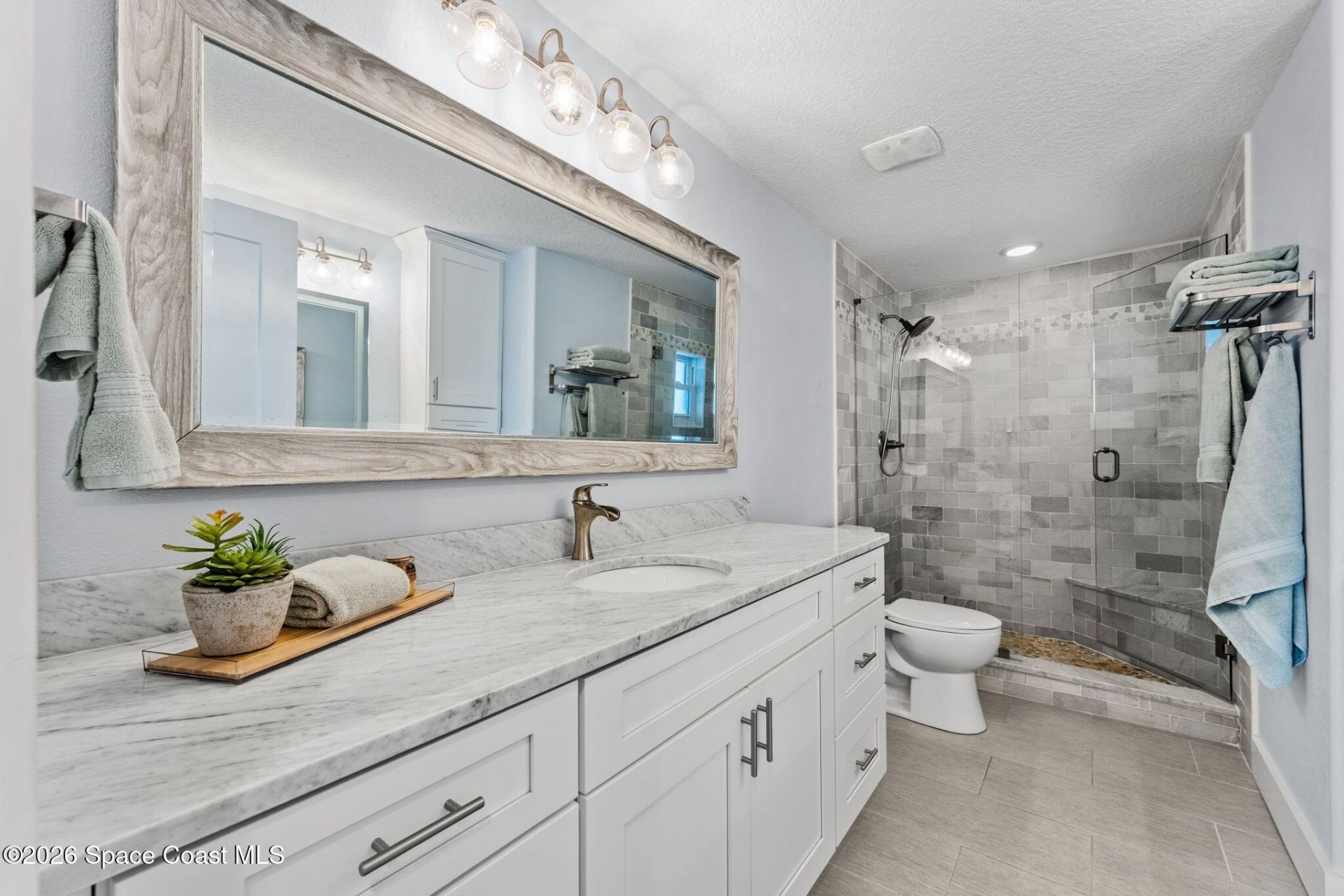 417 Riverview Lane, Melbourne Beach, FL 32951 Photo